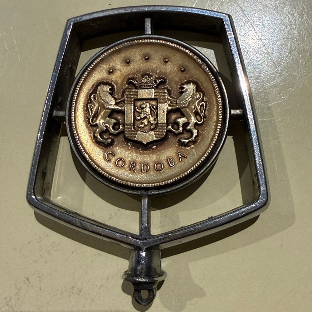Vintage Chrysler Cordoba Hood Ornament Emblem Crest